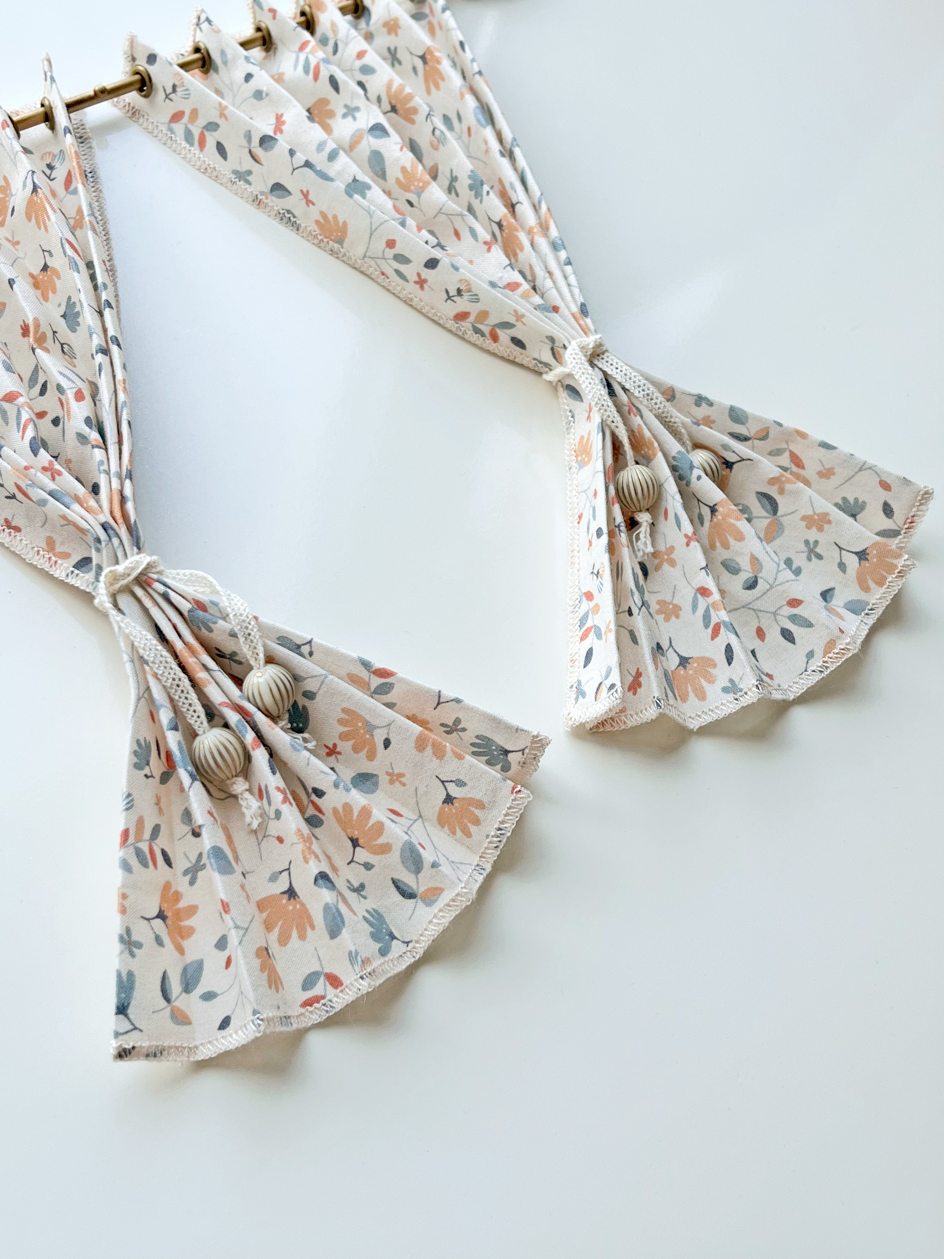 Window curtains 1/6 Scale dollhouse drape color - off white