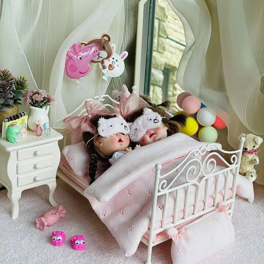 Mini Plant - Pink Carnation 1/6 Scale Dollhouse Miniature - 1:6 scale dollhouse miniature in premium materials, view 4
