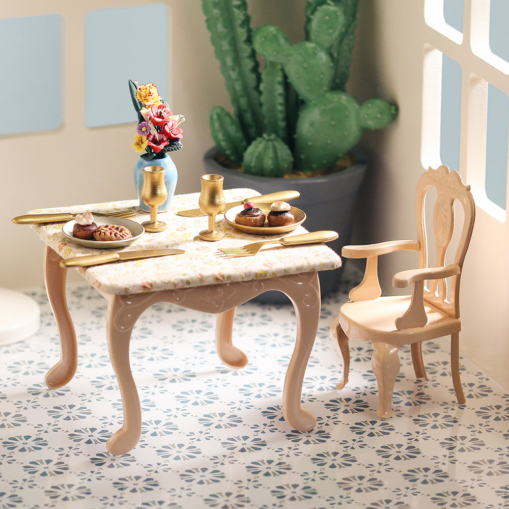 Princess Chair Dollhouse -Pink 1/12 Scale Dollhouse Miniature - 1:12 scale dollhouse miniature in metal, view 2