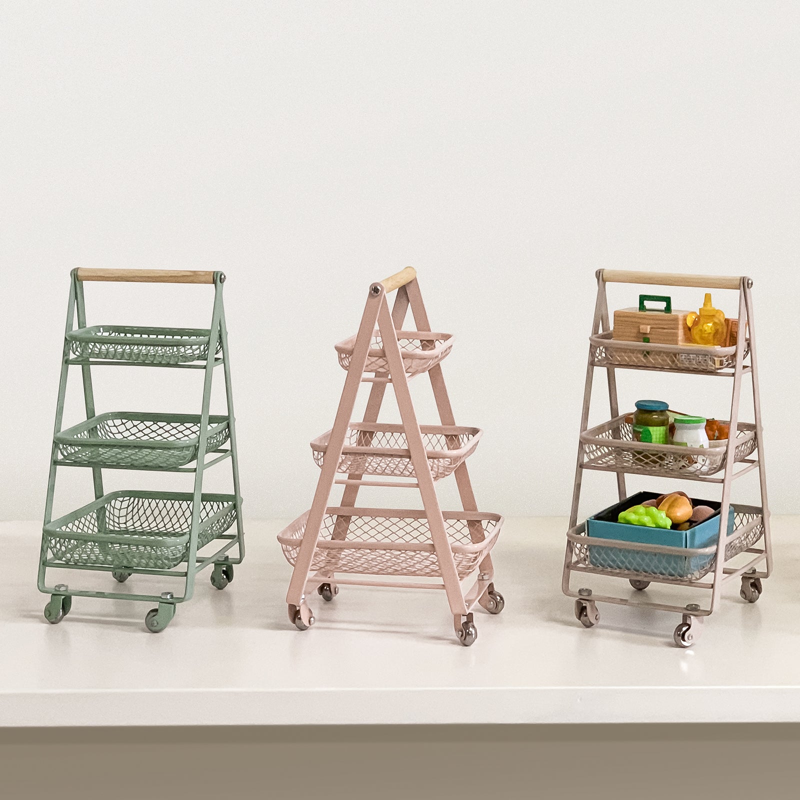 Triple Trolley Dollhouse - Pink 1/6 Scale Dollhouse Miniature - 1:6 scale miniature trolley in metal, wood, view 6