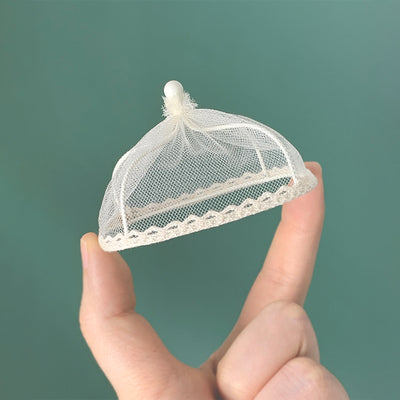 Food Cover Dollhouse - Pink/White 1/6 1/12 Scale Dollhouse Miniature - 1:6 & 1:12 scale miniature food set in metal, view 3
